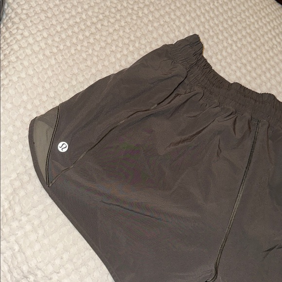 lululemon athletica Pants - Lululemon Olive Green Hotty Hots